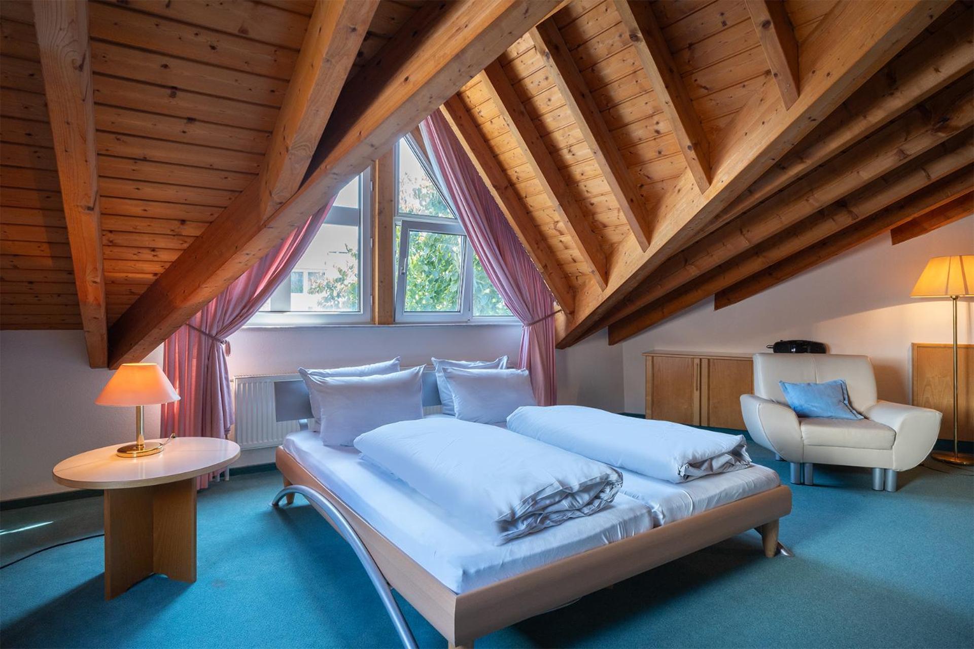 Hotel Sonne Бад-Хомбург-фор-дер-Хёэ Экстерьер фото