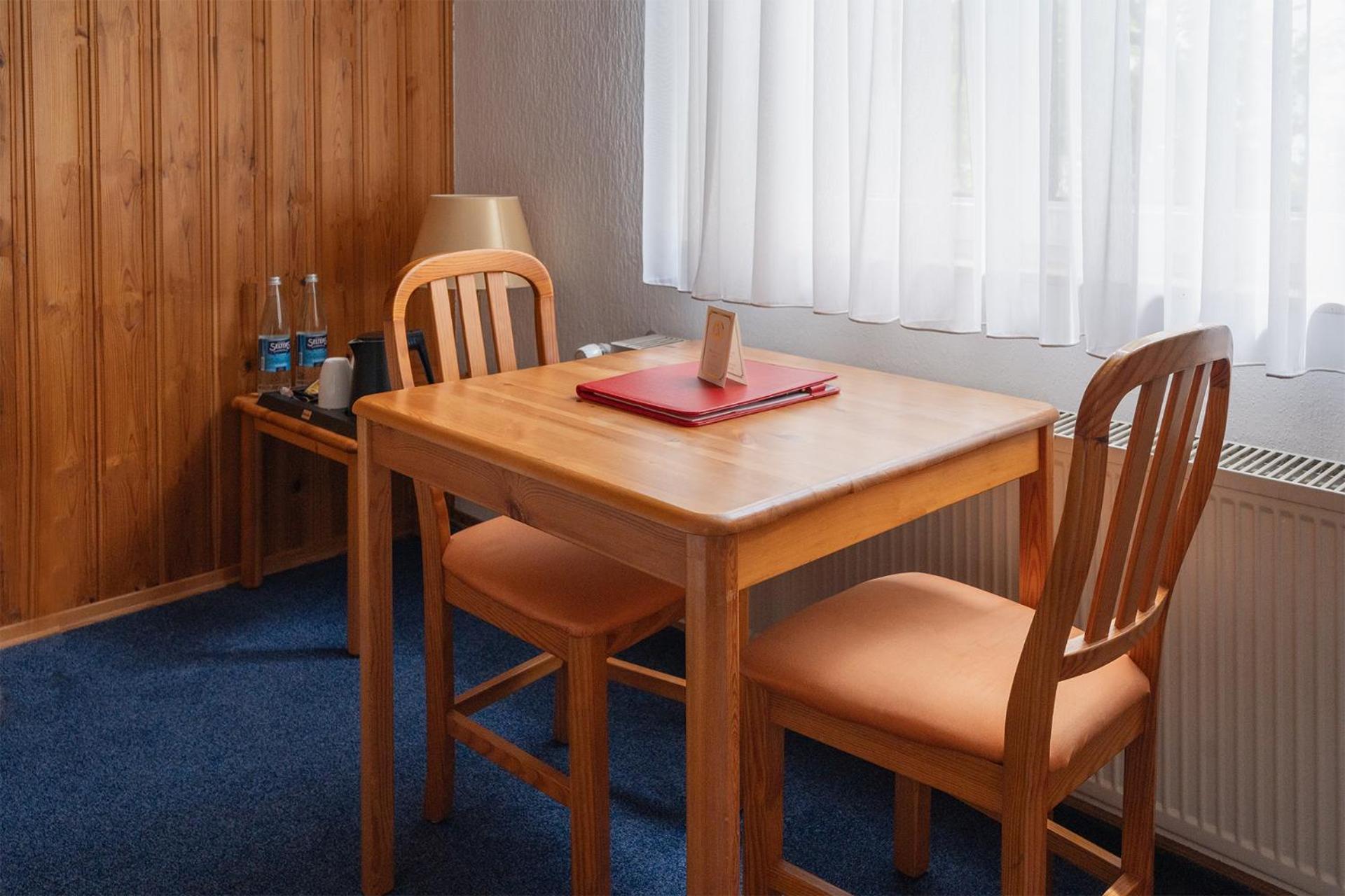 Hotel Sonne Бад-Хомбург-фор-дер-Хёэ Экстерьер фото