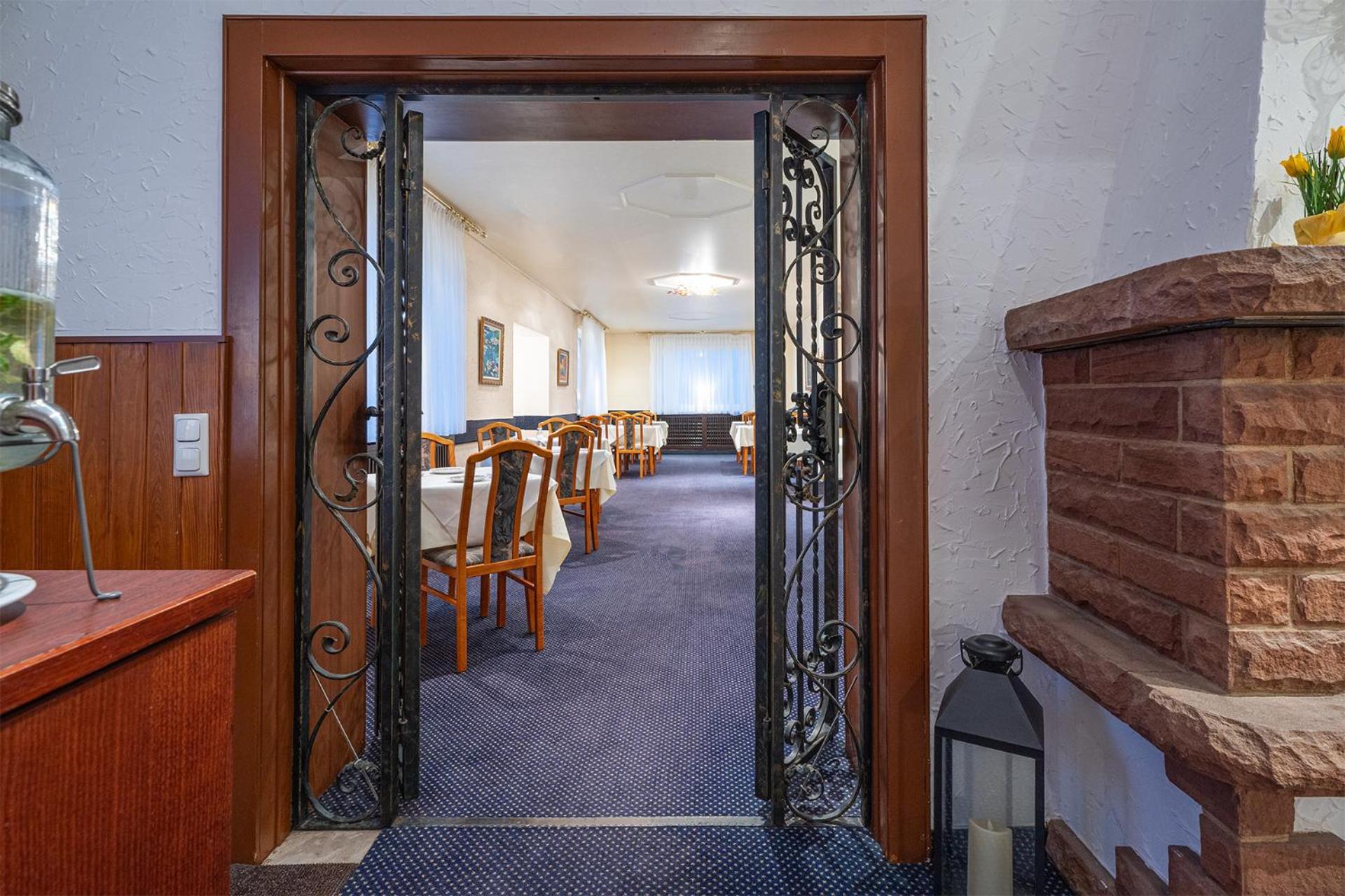 Hotel Sonne Бад-Хомбург-фор-дер-Хёэ Экстерьер фото